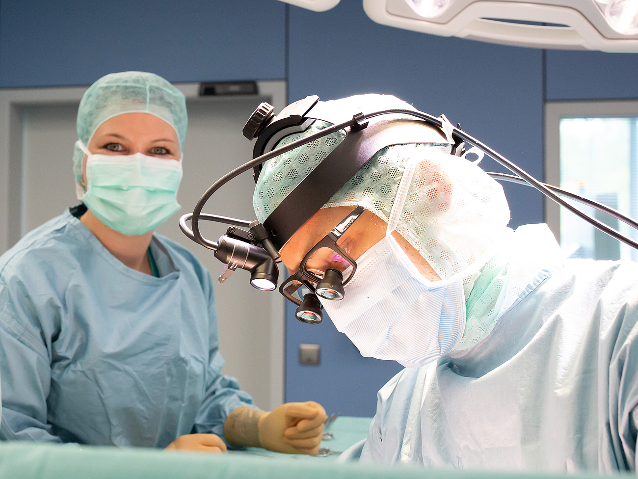 Höchste Sicherheit während der Operation 2019_Schilddruese_OP_04.jpg